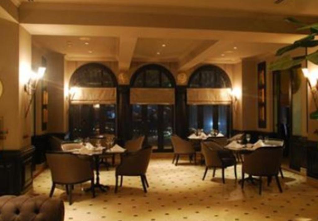 Hawthorn Suites By Wyndham Khobar Bagian luar foto