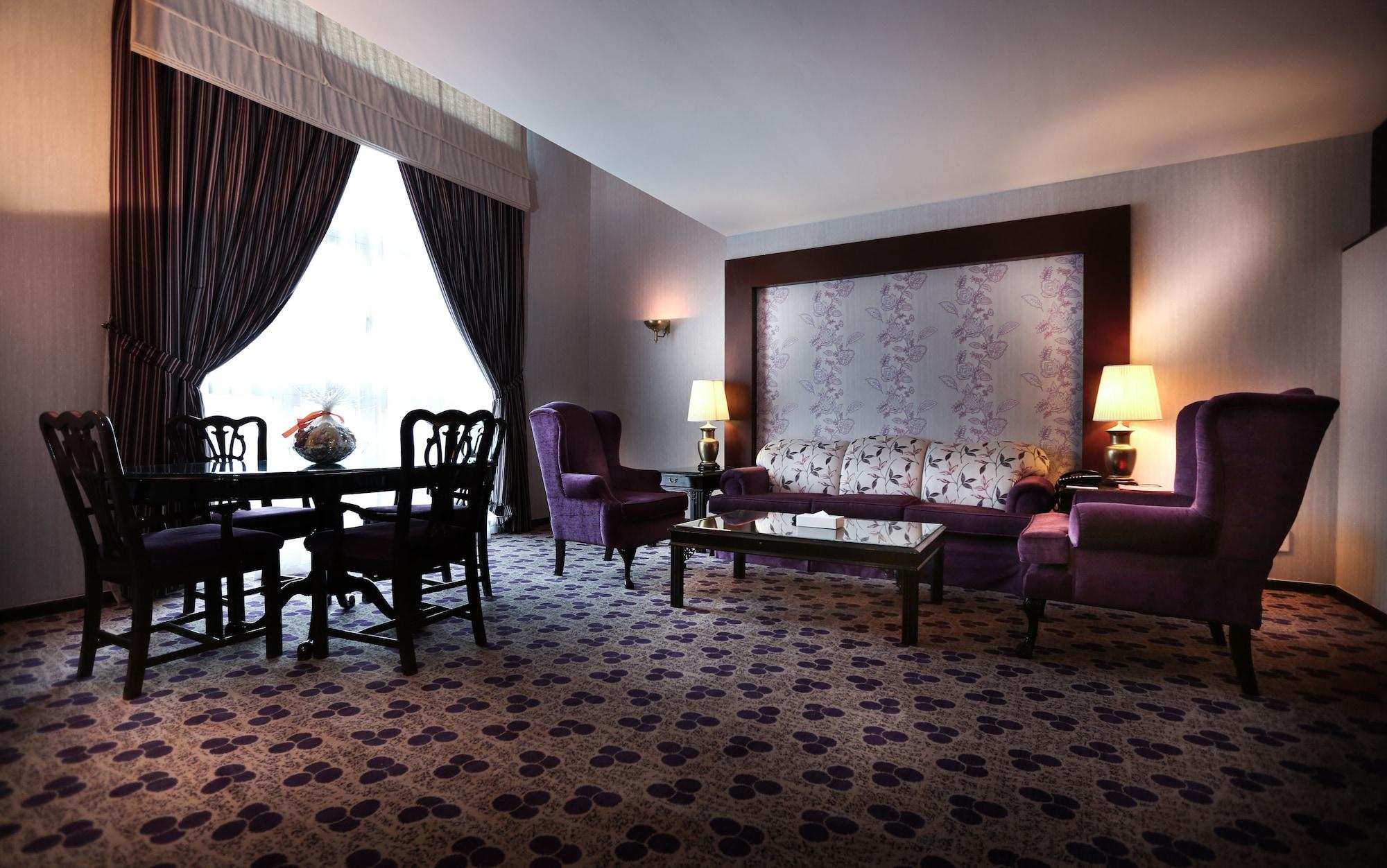 Hawthorn Suites By Wyndham Khobar Bagian luar foto